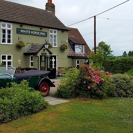 The White Horse Inn Barton  Exterior foto